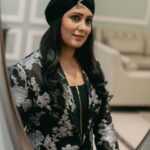 Harshdeep Kaur Instagram - Had a great time performing at the DLF Club for a wonderful audience 🤍 Thank you @elishawadhwaniofficial for this stunning & smart outfit 🫶🏼 Photo : @ziyaadmedia.in #harshdeepkaurlive #harshdeepkaur #dlfgolfandcountryclub #dlfresidences #corporategig