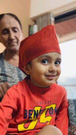 Harshdeep Kaur Instagram - Today on Baisakhi, Sikhs around the world also celebrate Khalsa Sajna Diwas - the day when Guru Gobind Singh ji established the Khalsa Panth in 1699. 

Sharing a small video of our son Hunar becoming a Little Khalsa 👳🏻‍♀️

Missing Hunar’s Daadu today.. he would have been so happy and proud to see Hunar Singh wearing the Patka.. his little Sardarji 🤍 

#HunarSingh #littlesikhs #khalsa #waheguru #sardarji #harshdeepkaur #sikhboy #harshdeepkaur #baisakhi
