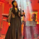 Harshdeep Kaur Instagram - Behind every Spotlight moment.. is a lot of hard work and dedication… ❣️ #HarshdeepKaurLive Styling @styledbysujata Asst @sia_03_ Outfit @coutureisabis Jewellery @diora.india