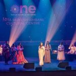 Harshdeep Kaur Instagram – The stage was set, the lights were bright, and the audience was filled with music enthusiasts! 

A night filled with music, harmony, magical voices of living legends, it was an absolute honour to share stage with the iconic @kaushiki_sings ji, @prachee_shah_paandya & @arunasairam.carnaticmusic ji✨

Mile Sur mera tumhara echoed through The Grand Theatre as the audience sang along with us! 

Thank you nmacc for the unforgettable experience, it felt surreal to perform here.
Also can’t help but mention Nita ji’s brainchild, The Grand Theatre, NMACC, Hands down to the details behind creating this exceptionally out of this world venue, from aesthetics to acoustics it’s unmatched!

#HarshdeepKaurLive #NMACC #RememberingTheDivas