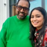 Harshdeep Kaur Instagram - Happy Birthday to hum sabke favourite most loving @shankar.mahadevan ji!! Always inspiring us with his humongous talent and humility ❤️ So happy to be celebrating his special day with him in Doha with all the loved ones!! Sweetest @sangeeta.mahadevan ji and buddies @shivammahadevan @souumil_ds ☺️🥰