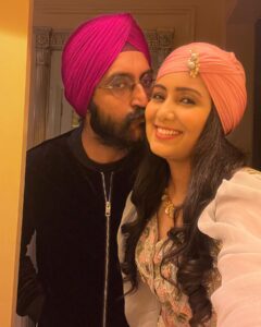 Harshdeep Kaur Instagram - Doing just Fine even after Nine! 9️⃣😃 Happy 9th Wedding Anniversary Love ❤️ Grateful for you… Forever & Ever 🤞🏼😇
