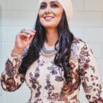 Harshdeep Kaur Instagram - Pagg wali kudi 🤍❣️ #HarshdeepKaurLive Stylist : @styledbysujata Assistant: @sia_03_ Outfit:- @adaa.mumbaii Jewellery:- @morpankh_jewels