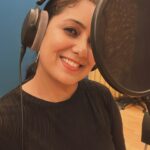 Harshdeep Kaur Instagram - My happy place 🎙️ Stay tuned for new melodies coming out soon. Love you all 🩷