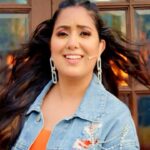 Harshdeep Kaur Instagram - Ik bas tu hi apna… O Sajna 💕 #NewSingle #MusicVideo #HarshdeepKaur #OSajna #MusicProduction #AbhijitVaghani #dancemusic