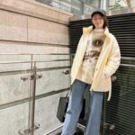 Haru Instagram - この冬気に入っていたもの。 着心地も野生味あふれる恐竜セーター。 久留米とお揃いのローファー。 お布団みたいなダウンコート。 です！！