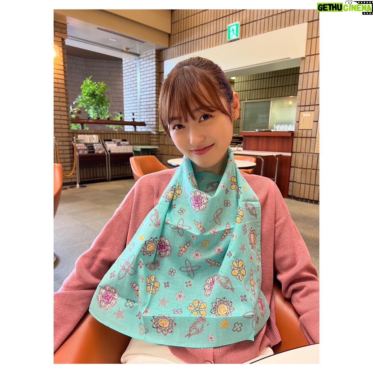 Haruka Fukuhara Instagram - . 「18/40ふたりなら夢も恋も」 いよいよ最終話 今夜22時から放送です☺︎ ついに最終回。 私もまだ観てないので、皆さんと一緒にリアルタイムで観ようと思ってます! この温かい作品に出会えて、有栖に出会えて、素敵な共演者の皆様、スタッフの皆様と出会えて、幸せすぎる4ヶ月間になりました。 この出会いに感謝の気持ちでいっぱいです✨ きっとラストは皆さんの心がぽっかぽかになる最終話だと思います! 一緒にリアルタイムで観ましょうね♡ #エイフォー #エイティーンフォーティー