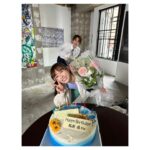 Haruka Fukuhara Instagram - . 「18/40ふたりなら夢も恋も」 いよいよ最終話 今夜22時から放送です☺︎ ついに最終回。 私もまだ観てないので、皆さんと一緒にリアルタイムで観ようと思ってます！ この温かい作品に出会えて、有栖に出会えて、素敵な共演者の皆様、スタッフの皆様と出会えて、幸せすぎる４ヶ月間になりました。 この出会いに感謝の気持ちでいっぱいです✨ きっとラストは皆さんの心がぽっかぽかになる最終話だと思います！ 一緒にリアルタイムで観ましょうね♡ #エイフォー #エイティーンフォーティー