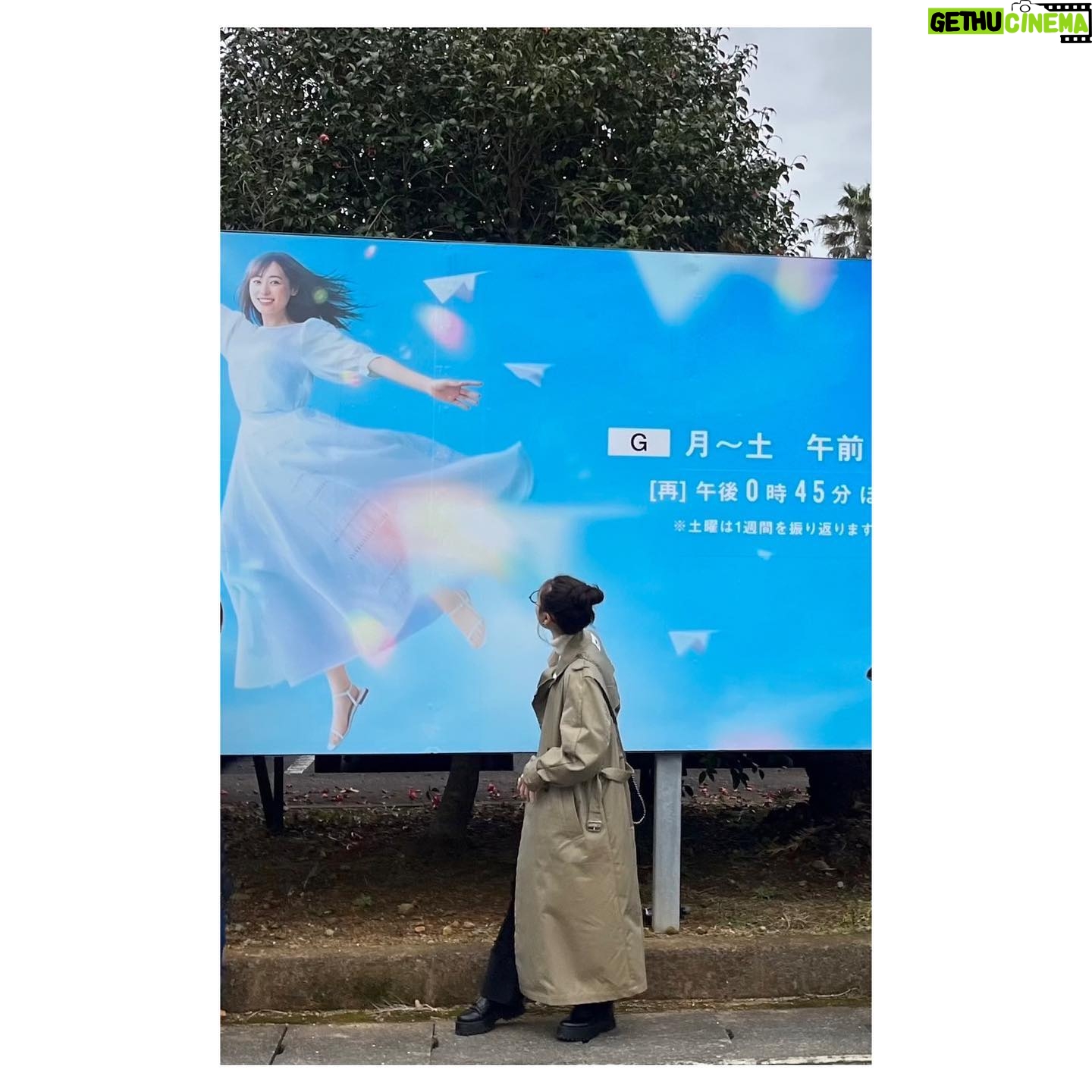 Haruka Fukuhara Instagram - . #朝ドラ#舞いあがれ! 半年間にわたって放送した内容を、ギュッと凝縮した総集編を放送致します☺︎ 総合テレビ 前編が本日5月5日午後13:05〜14:30 そして、後編が午後14:30〜15:55 放送です! BS4Kでは5月6日前編が午後13:00〜14:25、後編が午後14:25〜15:50です! またあの世界を味わえると思うと今からニヤニヤが止まりません! でも舞いあがれ!チームの皆さんに会いたくなっちゃいますね、、、😭💓 皆さん是非楽しんでください! 写真は、大好きな五島列島にクランクアップ後またプライベートでお邪魔させて頂いた時の写真✨ たくさんたくさんお世話になり、第二の家族のような存在の五島列島の皆さん💓 行くたびにパワーをたくさん頂ける大切な場所です😌