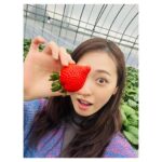 Haruka Fukuhara Instagram - . #朝ドラ#舞いあがれ！ 半年間にわたって放送した内容を、ギュッと凝縮した総集編を放送致します☺︎ 総合テレビ 前編が本日5月5日午後13:05〜14:30 そして、後編が午後14:30〜15:55 放送です！ BS4Kでは5月6日前編が午後13:00〜14:25、後編が午後14:25〜15:50です！ またあの世界を味わえると思うと今からニヤニヤが止まりません！ でも舞いあがれ！チームの皆さんに会いたくなっちゃいますね、、、😭💓 皆さん是非楽しんでください！ 写真は、大好きな五島列島にクランクアップ後またプライベートでお邪魔させて頂いた時の写真✨ たくさんたくさんお世話になり、第二の家族のような存在の五島列島の皆さん💓 行くたびにパワーをたくさん頂ける大切な場所です😌