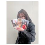 Haruka Fukuhara Instagram - . 本日ついに！！ フォトブック『#gift 』が発売致しました☺︎ 朝ドラ「舞いあがれ!」 と共に過ごした大切な時間と自分の想いを詰め込んだフォトブックです！ 春の⻑崎県・五島列島と、冬の京都で撮影させていただきました！ 発売イベントが4月23日(日)にSHIBUYA TSUTAYAで開催予定です！ 3冊券には私が選んだアザーカットのポストカードが3枚つきます！ 21日までチケットを販売しいてるそうなので是非✨ 皆様にお会いできるのを楽しみにしてます😊