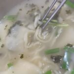 Haruna Kondo Instagram - ※ 先日、とあるお仕事で韓国へ行ってまいりました！ 帰り、飛行機までの時間で、駆け込みポッサム&カルグクス！！！ おいしかったぁ🤤🤤🤤 外がマイナス9℃とかだったんで、余計に沁みました、、 なんのお仕事かまた報告しますね！！！ #写真1枚目2枚目は角度違うだけすぎていらない