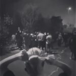 Hasti Mahdavifar Instagram – يك شهر را عطر نرگس موهايت برداشت …
ممنون که هستی 
.
 #مهسا_امینی