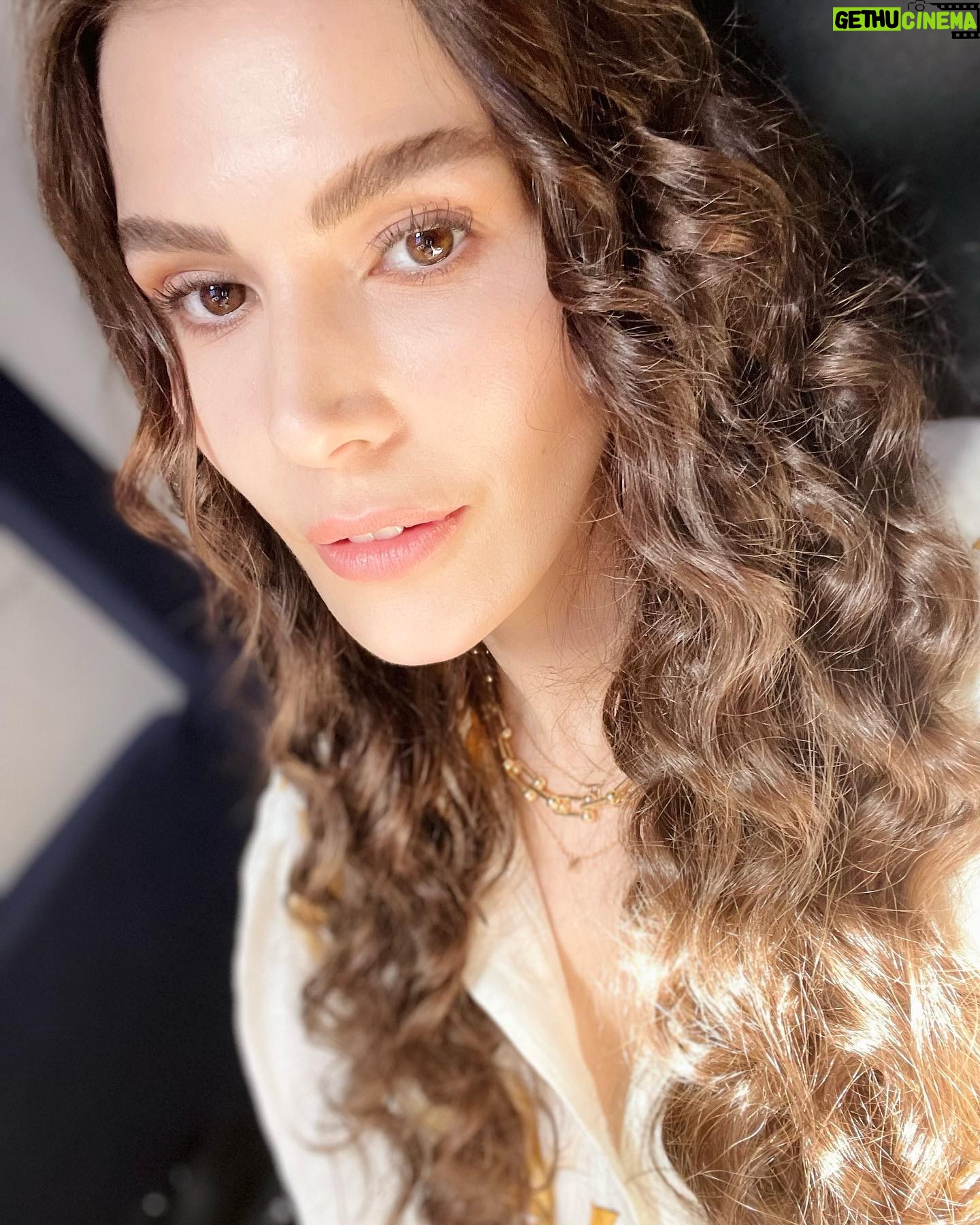 Hatice Şendil Instagram - Nesli🕊 İYİLİK ÇOK YAKINDA🫶🏻 @iyilikdizifox