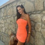 Hatice Şendil Instagram - Bir favorinizi alırım🧡🍊