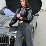 Hatice Şendil Instagram - Yolda kaldım desem, inanır mısınız😉? #reklam