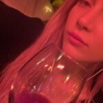 Hayal Köseoğlu Instagram - selfie dump.