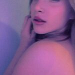 Hayal Köseoğlu Instagram - blur