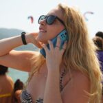 Hayal Köseoğlu Instagram - Bu haftasonu Xiaomi Kite Cup'ı izlemek için @xiaomi.turkiye'nin davetlisiydim. 🧚🏻🌊💥💥 İzlemesi aşırı keyifli ve heyecanlıydı. Yarışma sonrasında da Xiaomi'nin düzenlediği sunset partyde saatlerce dans edip çok eğlendik! ☀️☀️ Xiaomi Lounge'da bulunan deneyim alanında da #RedmiNote12Serisi'ni deneyimledim. 💓#HerYönüyleEtkileyici #işbirliği
