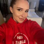 Hayden Panettiere Instagram - https://www.facebook.com/redtabletalk/videos/1506384753154974/ What an amazing time I had speaking my truth to these powerful women. Such an honor! 🙏🏼 @redtabletalk @jadapinkettsmith @gammynorris @kellyosbourne @willowsmith