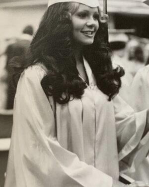 Hayden Panettiere Instagram - Check out this old picture I found of my mom! So beautiful! ❤️