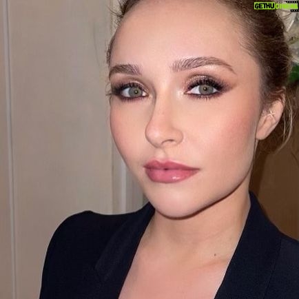 Hayden Panettiere - 36.7K Likes - My beautiful Sunday night look for #TheEveningBefore party by the talented @janicedaoud and @rena.calhoun 🥰