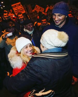 Hayden Panettiere Instagram - I have personally witnessed the strength of the Ukrainian people who fought so hard for their independence and have continued to passionately defend their country over the years. What Putin is doing is an absolute disgrace! This horrific moment in history sends a terrifying message: the message that in this day and age, in year 2022, it’s okay to violate the rights of free people and allow autocrats like Putin to take whatever they please. I’m praying for my family and friends there and everyone who’s fighting. I wish you had more support and I wish I was there fighting with you! For now, I ask for those of us who can’t be there to stand shoulder to shoulder in solidarity with the people of Ukraine and show your support for #democracy. Continue to look for updates from @klitschko and @vitaliyklitschko #demo4democracy
