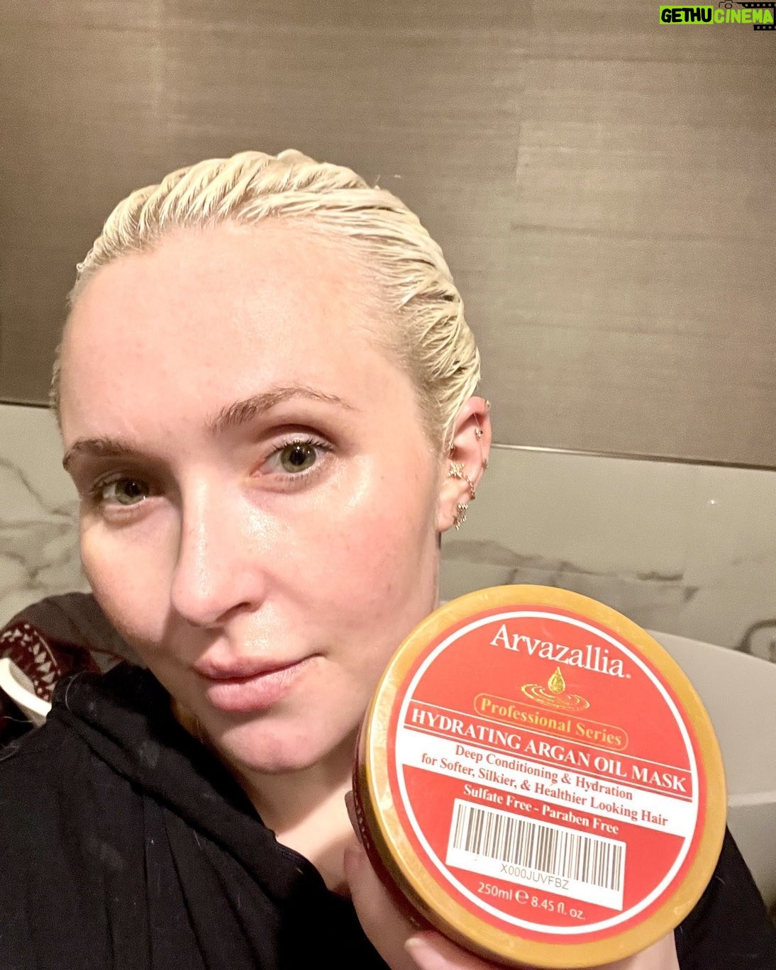 Hayden Panettiere - 14.1K Likes - Self care is so incredibly underrated. It shows us how much we love ourselves. And we deserve it! Just a little argan oil mask for my hair at night (to sleep in) makes all the difference! Get yourself a good brush, some argan oil and a shower cap. Sleep all night with it on and let your hair know how much you love and appreciate it! Sleep tight! 🥰