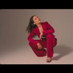 Hayley Atwell Instagram - Throwing some colourful shapes and delivering my usual amount of jaw tension.. for @lofficielliechtenstein with the creative village that is: @silipman photographer @gracemaia styling @jennycoombs make up @bentalbot hair Fanks muchly, all!