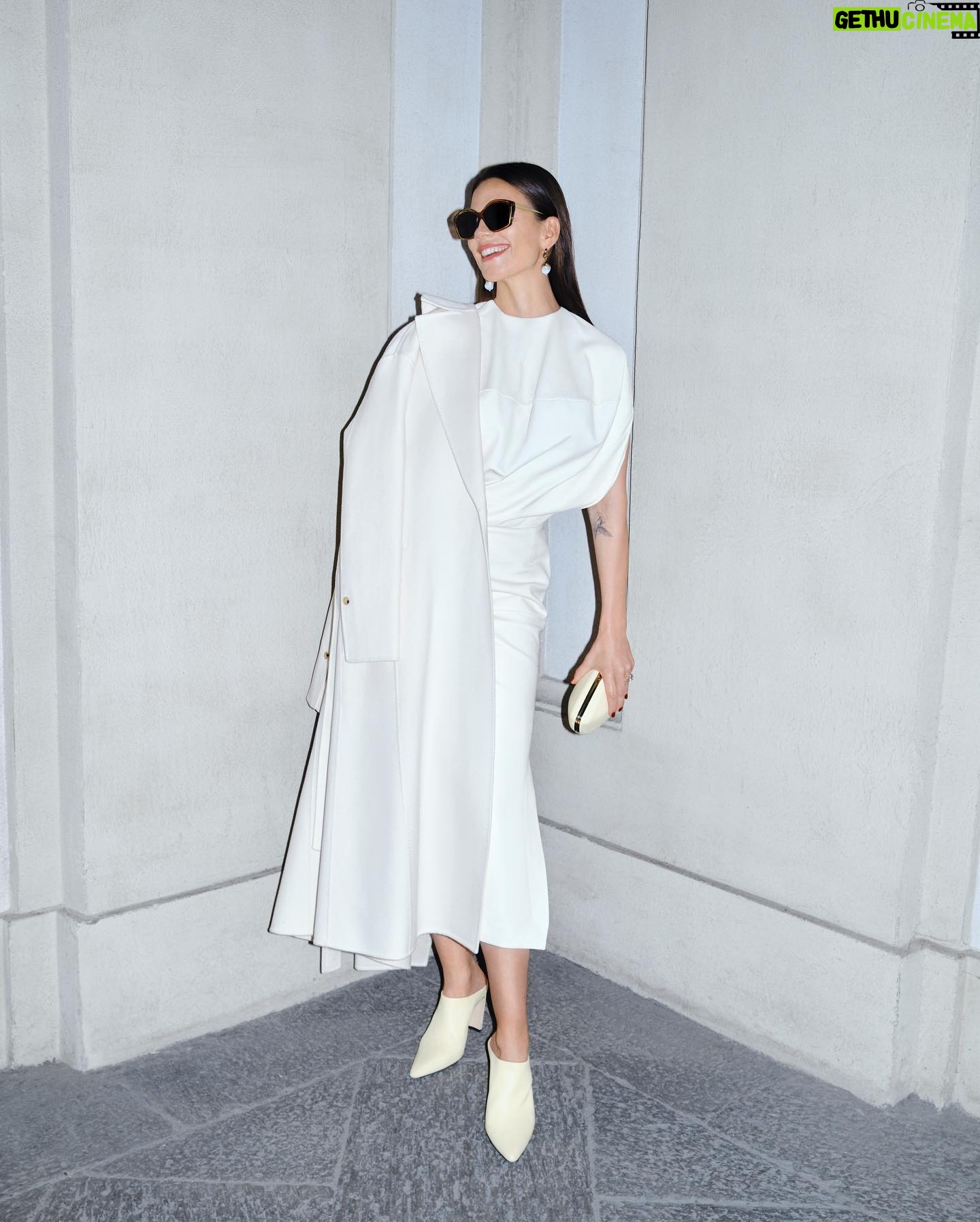 Hayley Atwell Instagram - Gaida’s minimalist, relaxed elegance. I loved attending the show and wearing this leather dress. Thank you Rosanna and Gabriele! @giada_montenapoleone #GIADA #GIADASS24 #MFW Photographer: @pawelpysz @rosefordestudio @wendyrowe @stefanbertin