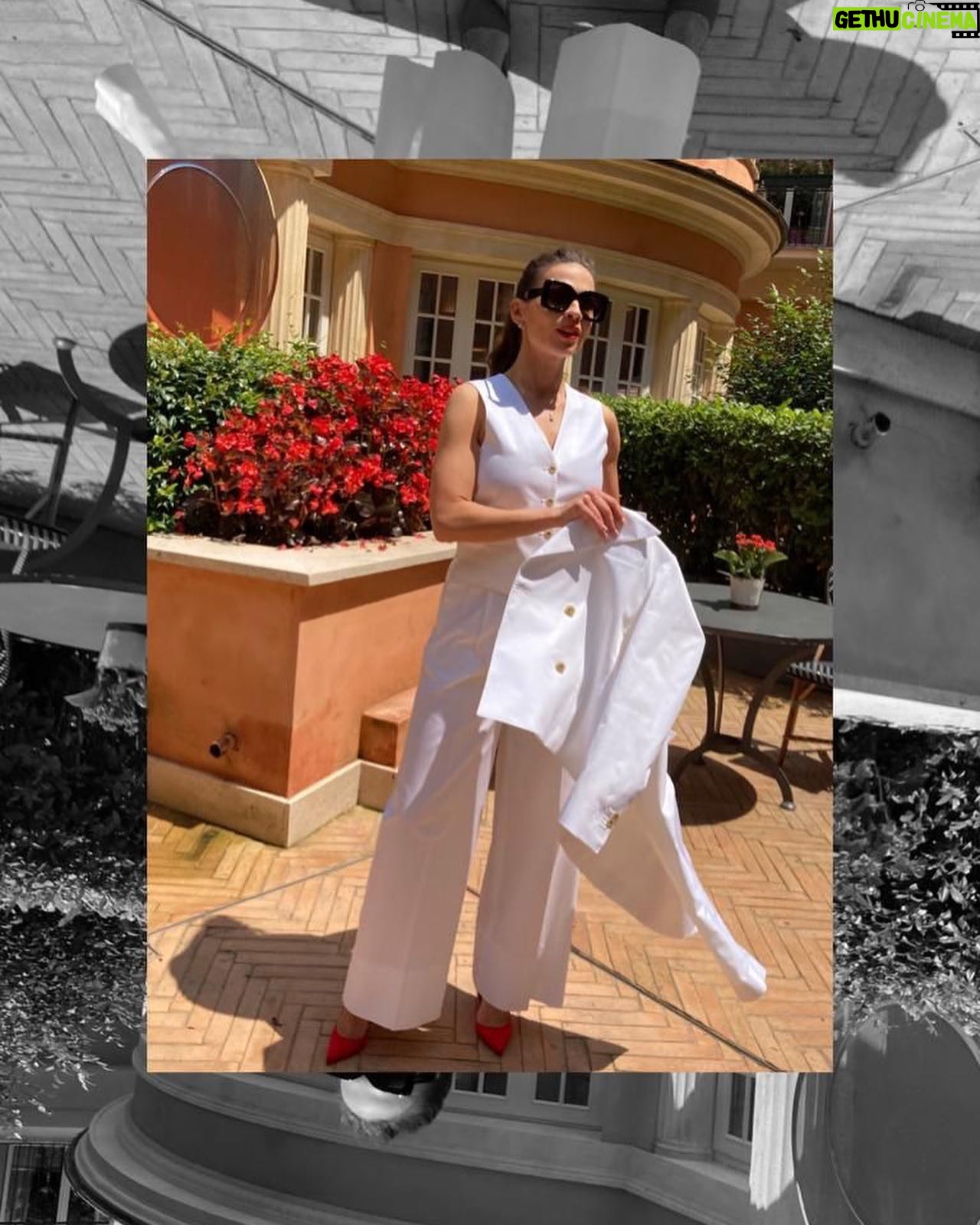 Hayley Atwell Instagram - We’ve hit the road! Day one of the @missionimpossible press tour in Rome ❤️ Stylist: @rosefordestudio Hair: @dayaruci Makeup: @jennycoombsmakeup Suit: @giulivaheritage Shoes: @louboutinworld Glasses: @maisonalaia