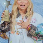 Hayley Kiyoko Instagram - “I love being a lesbian!” #HayleyKiyoko addresses the crowd at #ModelsofPride, where she received our Artist of Pride Award. “I encourage you to be gentle with yourself in your journey of discovering who you are and who you want to be.”