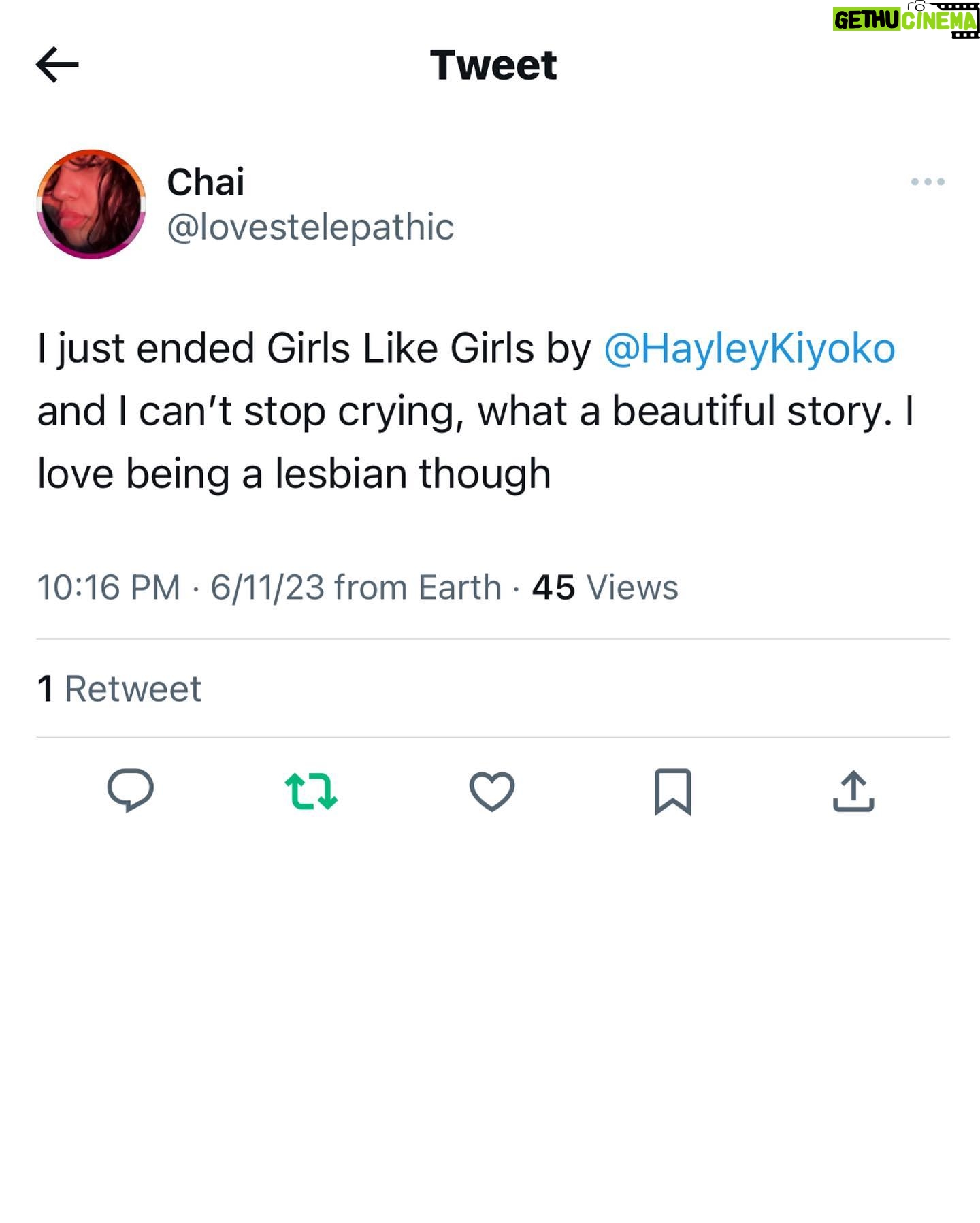 Hayley Kiyoko Instagram - I would love to know… where were YOU when you first saw/heard Girls Like Girls? 👯♀️🌈 Also thank you for sharing all of your reactions and thoughts on the novel with me! I love seeing all of your aesthetic book pics🥰Here are some that I’ve come across that have made me so 🥹🥹and pls keep tagging me! I love seeing them. GLG stayed on the NYT bestseller list for a second week! Thank you thank you thank you from the bottom of my heart. I love you so much. Hope you have a wonderful weekend 😘🥹🥹