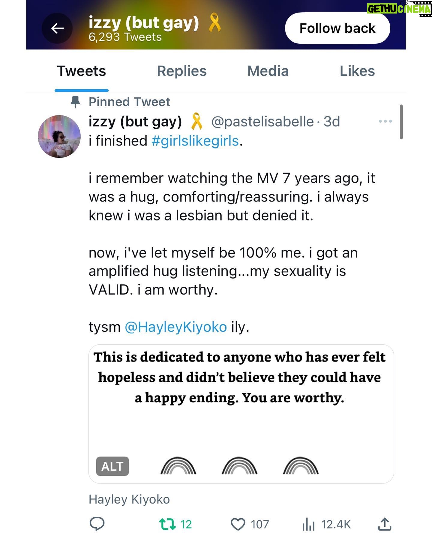 Hayley Kiyoko Instagram - I would love to know… where were YOU when you first saw/heard Girls Like Girls? 👯♀️🌈 Also thank you for sharing all of your reactions and thoughts on the novel with me! I love seeing all of your aesthetic book pics🥰Here are some that I’ve come across that have made me so 🥹🥹and pls keep tagging me! I love seeing them. GLG stayed on the NYT bestseller list for a second week! Thank you thank you thank you from the bottom of my heart. I love you so much. Hope you have a wonderful weekend 😘🥹🥹