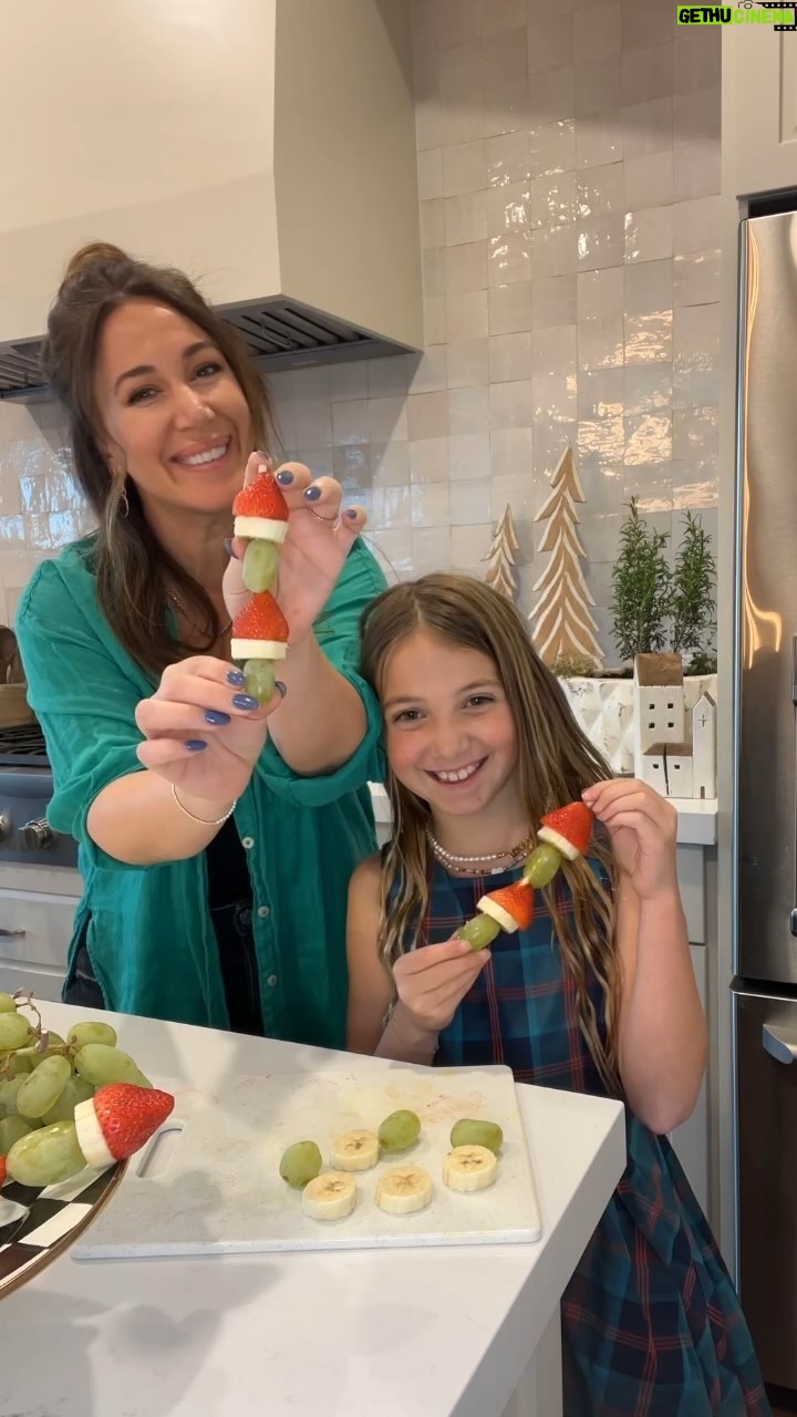 Haylie Duff Instagram - Get into the holiday spirit with these adorable Grinch kabobs! π Perfect for kids and kids-at-heart, these snacks are as fun to make as they are to eat! ππ Β For more fun and uplifting holiday ideas, check out the My UPtv app! π± Β #christmasdecorating | #HolidayDIY | #kidscrafts | #easymeals | #christmasrecipes