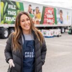 Haylie Duff Instagram - @feedingamerica ♥️ Doing for others is the greatest gift you can give this holiday season!
