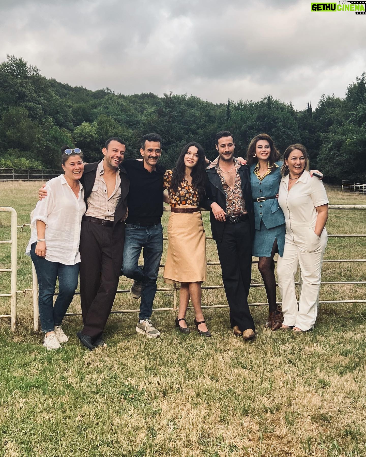 Hazal Subaşı Instagram - Dilek Taşı bu akşammm @kanald de 🌹 O zamannn ilk dumppp🤍 @dilektasitvdizisi