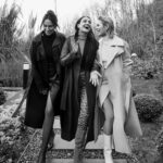 Hazal Türesan Instagram - O halde 1M nin coşkusuyla gelsin aşırı eğlendiğimiz günün #tb si Lav yu görlz @esrarusann @gupseo ❤️ @hellodergisi ❤️ Röportaj: @meldanar13 Fotoğraf: @jiyankizilboga Styling: @ibrahimduman.id Koordinasyon: @sinemkin Saç: @akinunalofficiall Makyaj: @melisilkkilic Fotoğraf asistanları: Doğa Sucu, Çağrı Yılmaz, Sanem Özman Styling asistanları: Başak Varol, Nida Kuşşdoğan Makyaj asistanı: Katibe Aydın