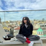 Hazar Ergüçlü Instagram – 📸: @elaydakaa 🌷🤍