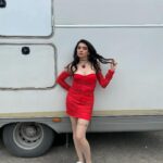 Hazar Ergüçlü Instagram – Bu akşam bizim ortam💃🏿❤️‍🔥 @incitaneleribkm