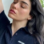 Hazar Ergüçlü Instagram – 👛 @miumiu  #miumiu #miuarcadie