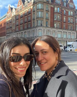 Hazar Ergüçlü Instagram - London 24🌞