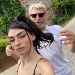 Hazar Ergüçlü Instagram - 🥀 @lofficielturkiye
