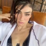 Hazar Ergüçlü Instagram - 🥀 @lofficielturkiye