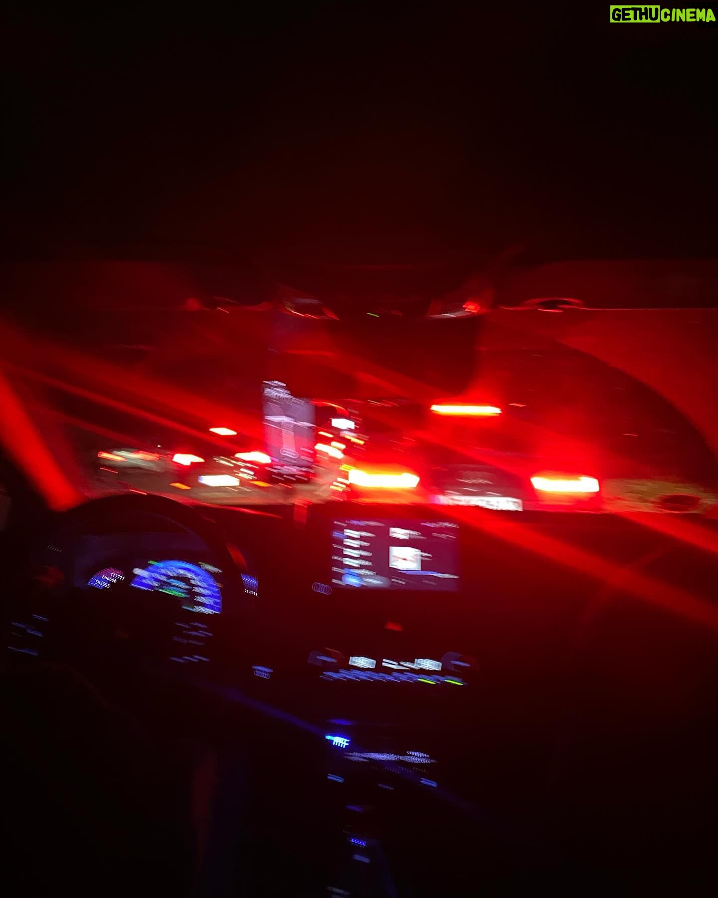 Hazar Ergüçlü Instagram - 44 yeni Köln maale