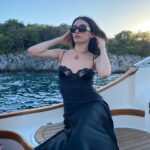 Hazar Ergüçlü Instagram - 🧛🏻‍♀️
