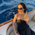 Hazar Ergüçlü Instagram - 🧛🏻‍♀️