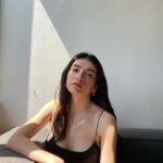 Hazar Ergüçlü Instagram – 🌻