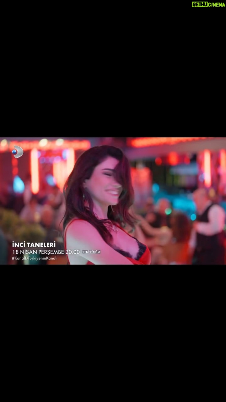 Hazar Ergüçlü Instagram - Bilirsin bela okumam ben😎