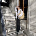 Hazar Ergüçlü Instagram - 🖤